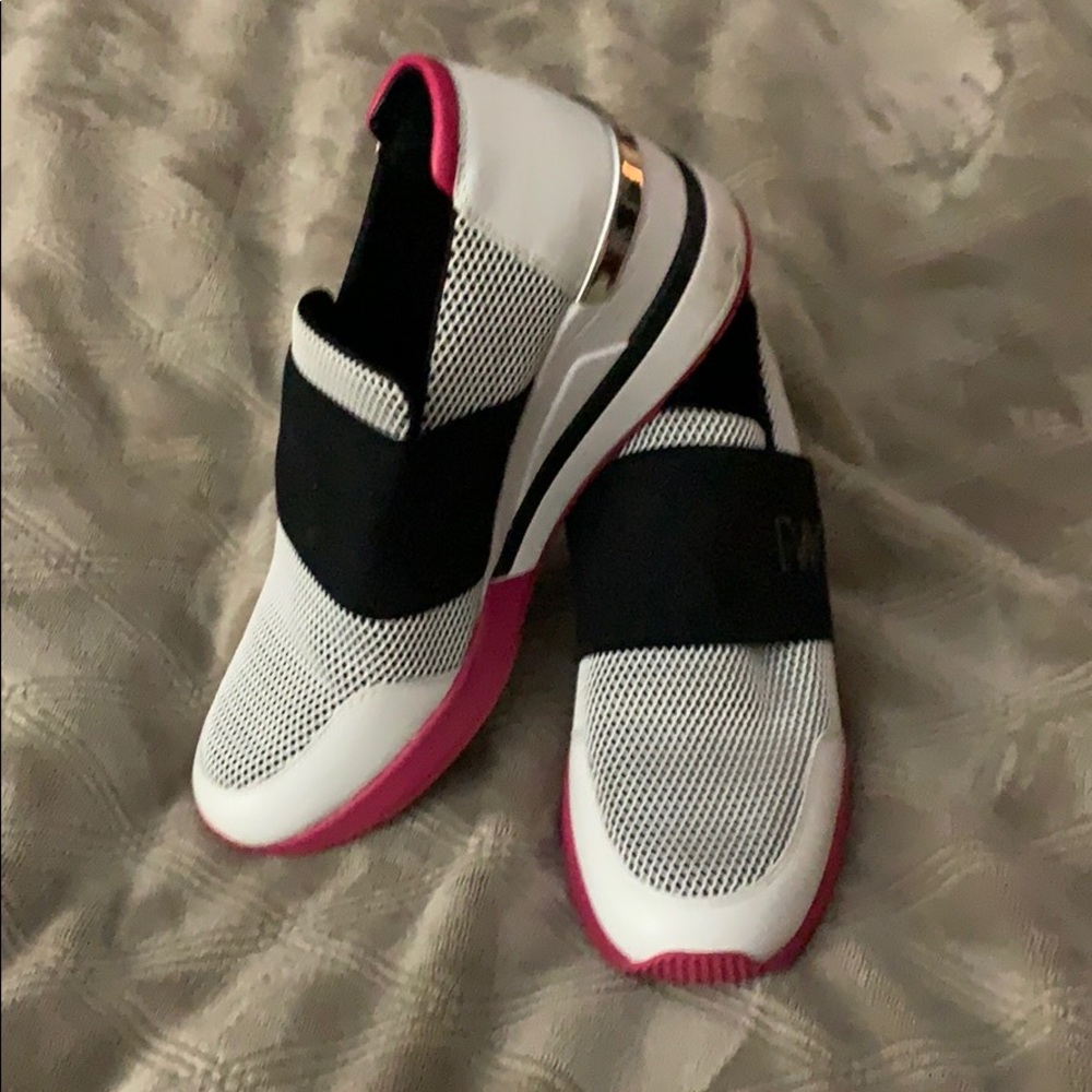 Michael Kors Wedges Size 9.5